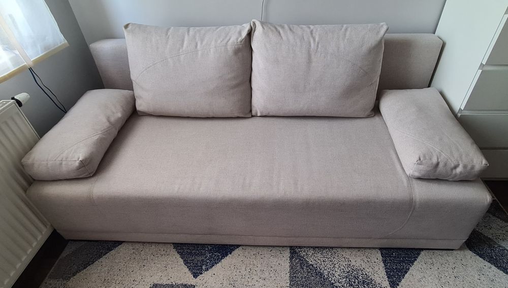 Kanapa/ Sofa rozkładana 3- osobowa - wygodna, z pojemnikiem na pościel