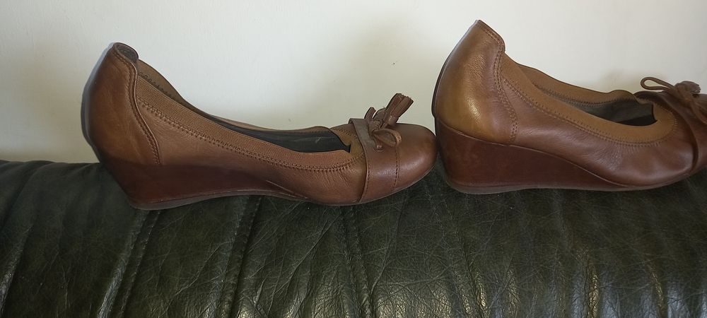 Sapato hush puppies  39