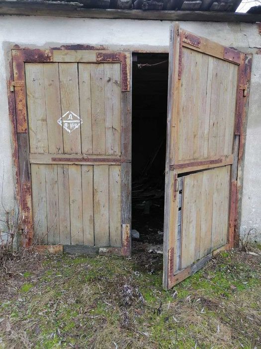 Приміщення під АВТОБІЗНЕС.