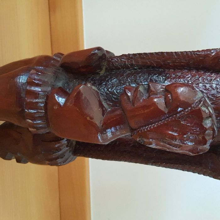 Cinzeiro africano antigo