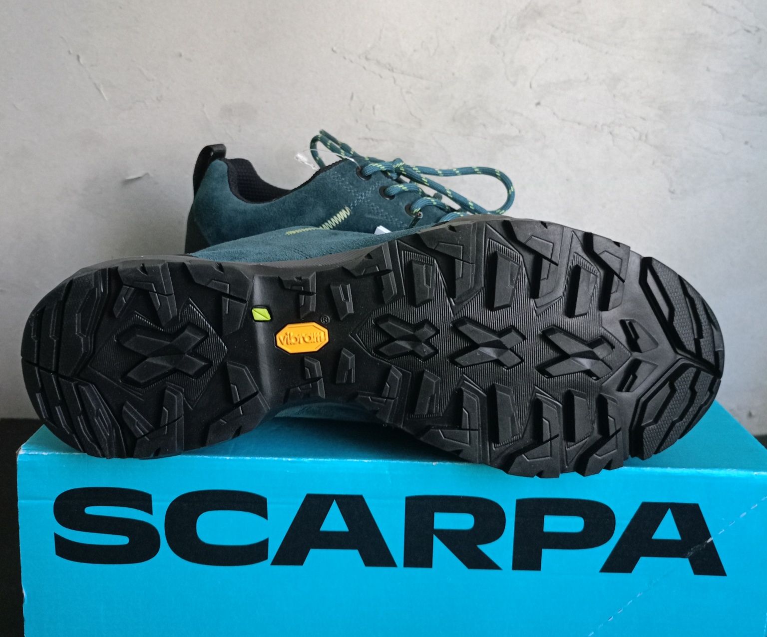 Scarpa mojito trail buty trekkingowe nowe 42