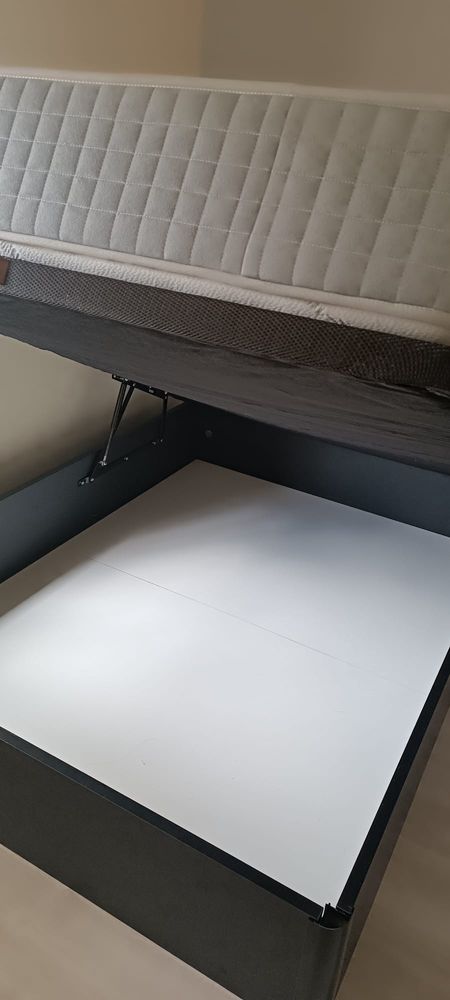 Cama de Casal Jom