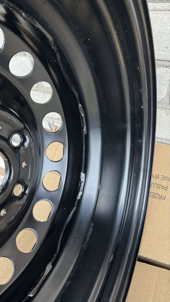 Felgi R15 orginalne VW roczne