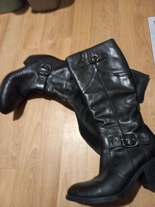 Buty  kozaki damskie skórzane