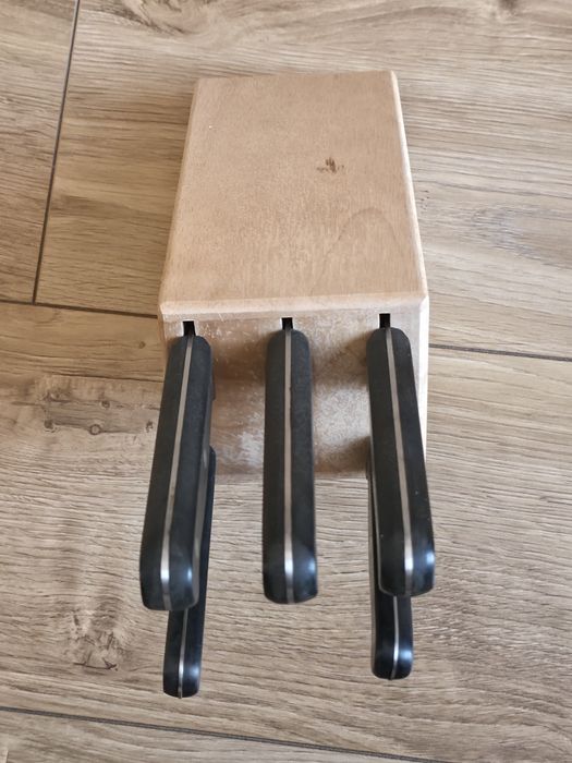 ZESTAW noże kuchenne JUSTINUS Stal Nierdzewna INOX w bloku