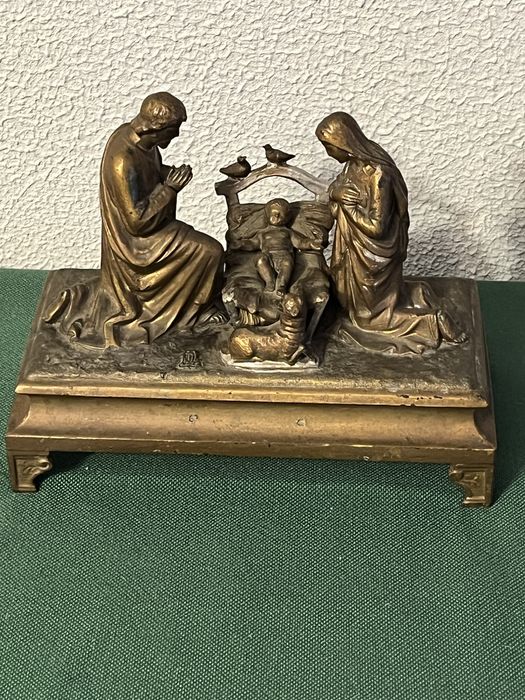 Presépio antigo em bronze peça colecionável como nas fotos