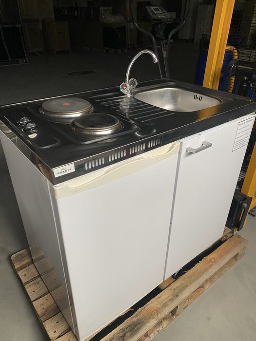 Minikuchnia do  campera kontenera zlew lodówka