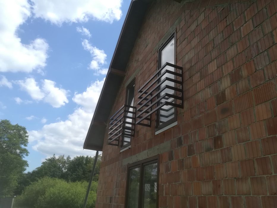 Barierka francuska , balkon francuski aluminiowy