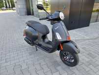 Vespa GTS Super Sport 125 kat. B Keyless czarny mat