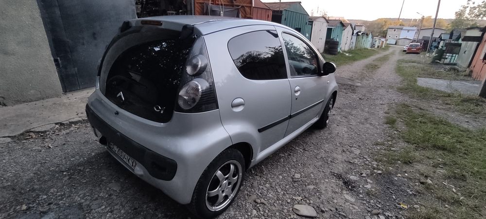Продається автомобіль Сітроєн с1 автомат