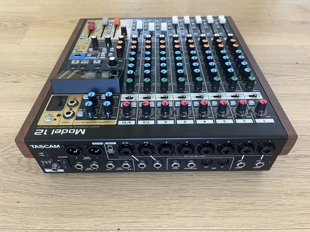TASCAM Model 12 - mikser / multitrack recorder / interfejs audio