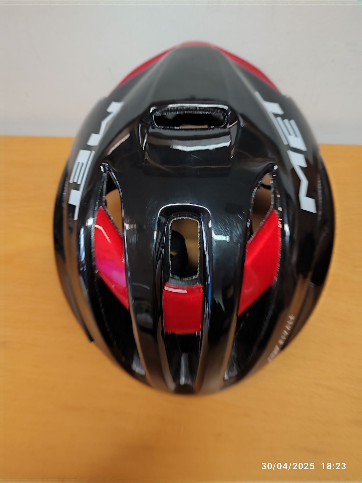 Capacete MET  como novo