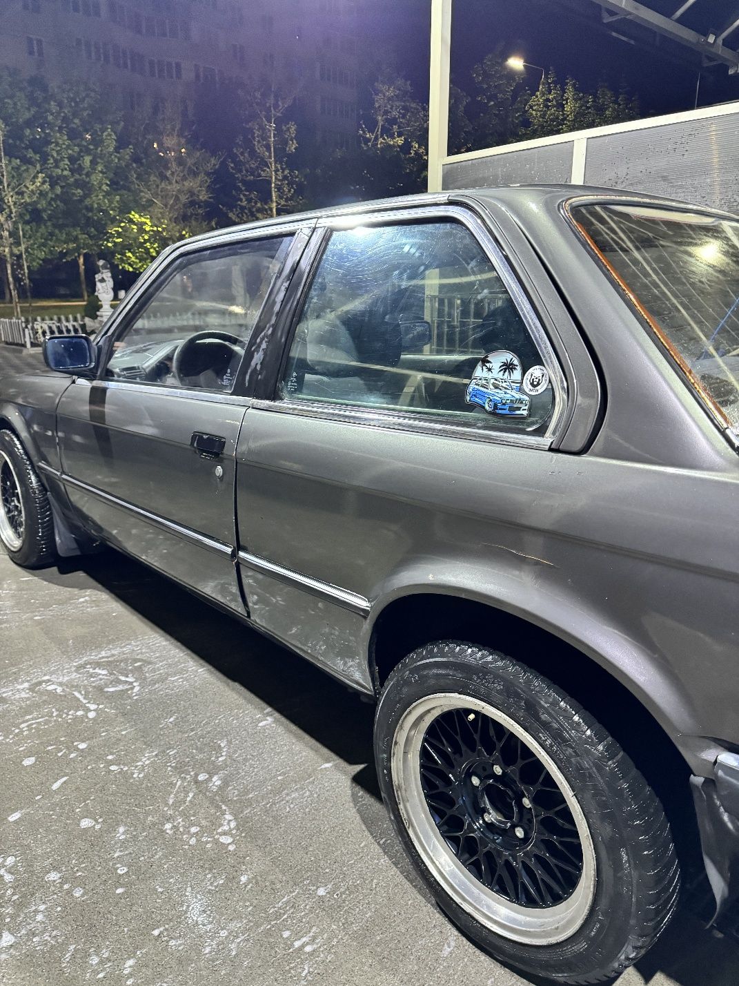 BMW e30  320 1983 купе