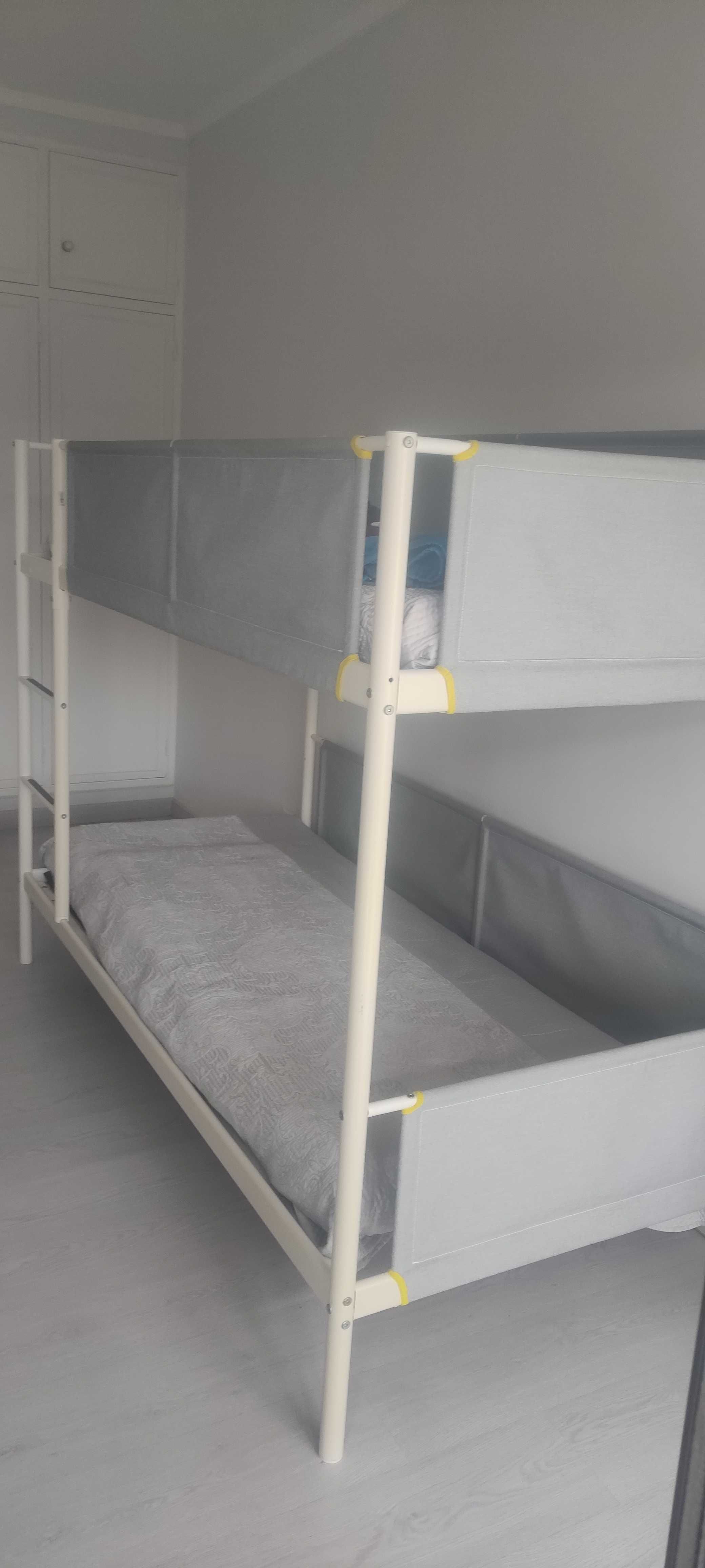Cama Beliche Para Criança e Jovem com Pouco Uso