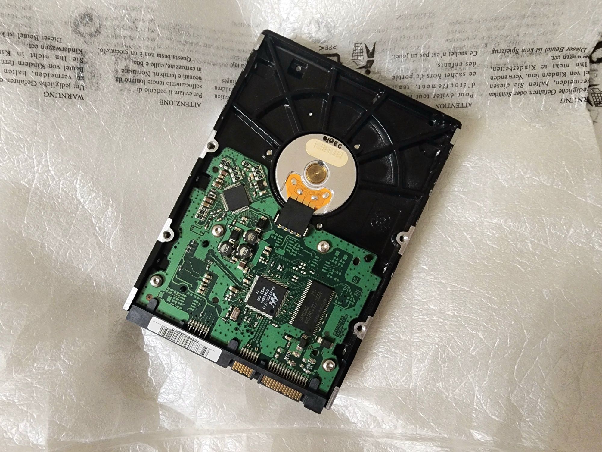 HDD 3.5" 320GB Samsung HD321KJ SATA 2..Работает.