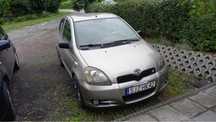 Toyota yaris 2001