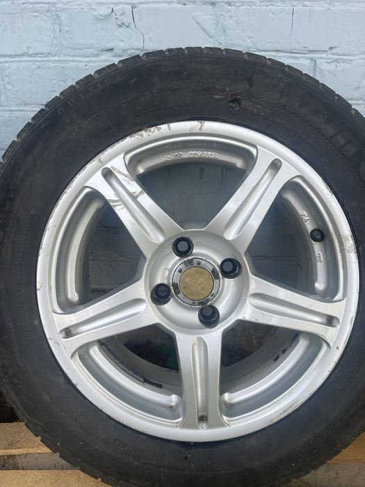 Продам диски R15 4*100 в комплекті з болтами та центраторами