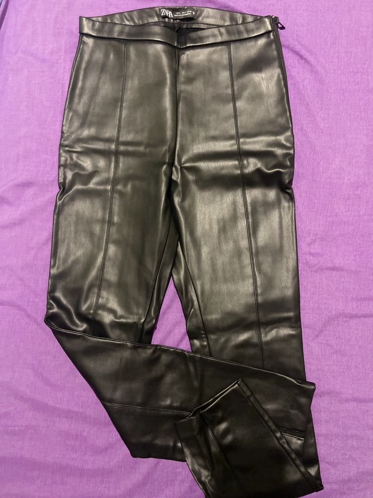 Брюки эко кожа мягкая zara