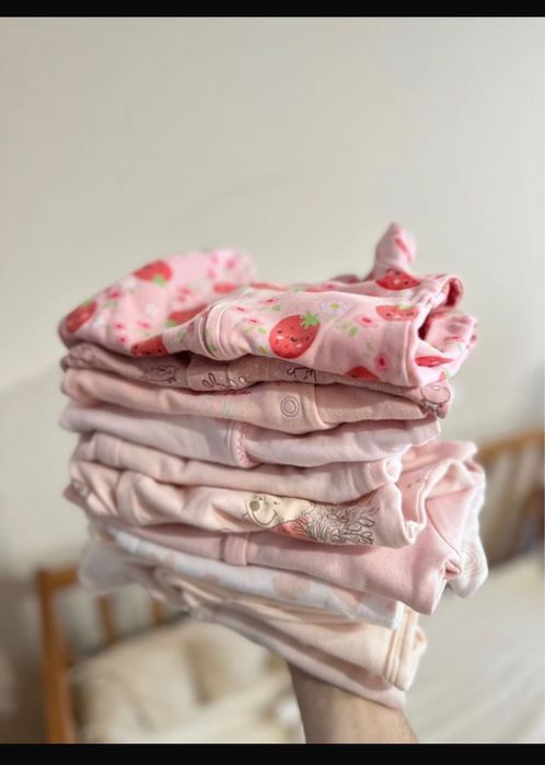 Różowa paczka ubranek dla dziewczynki 62/68