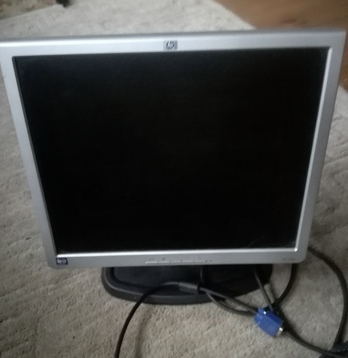 Monitor HP 17' ,idealny na biurko'