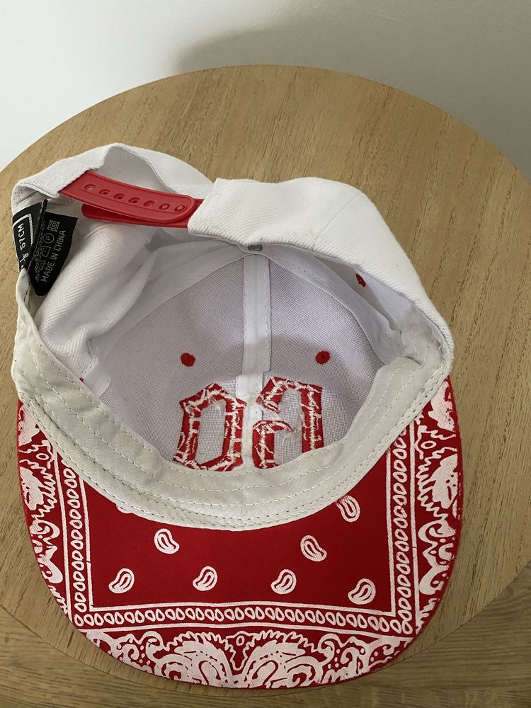 Czapka z daszkiem 57cm