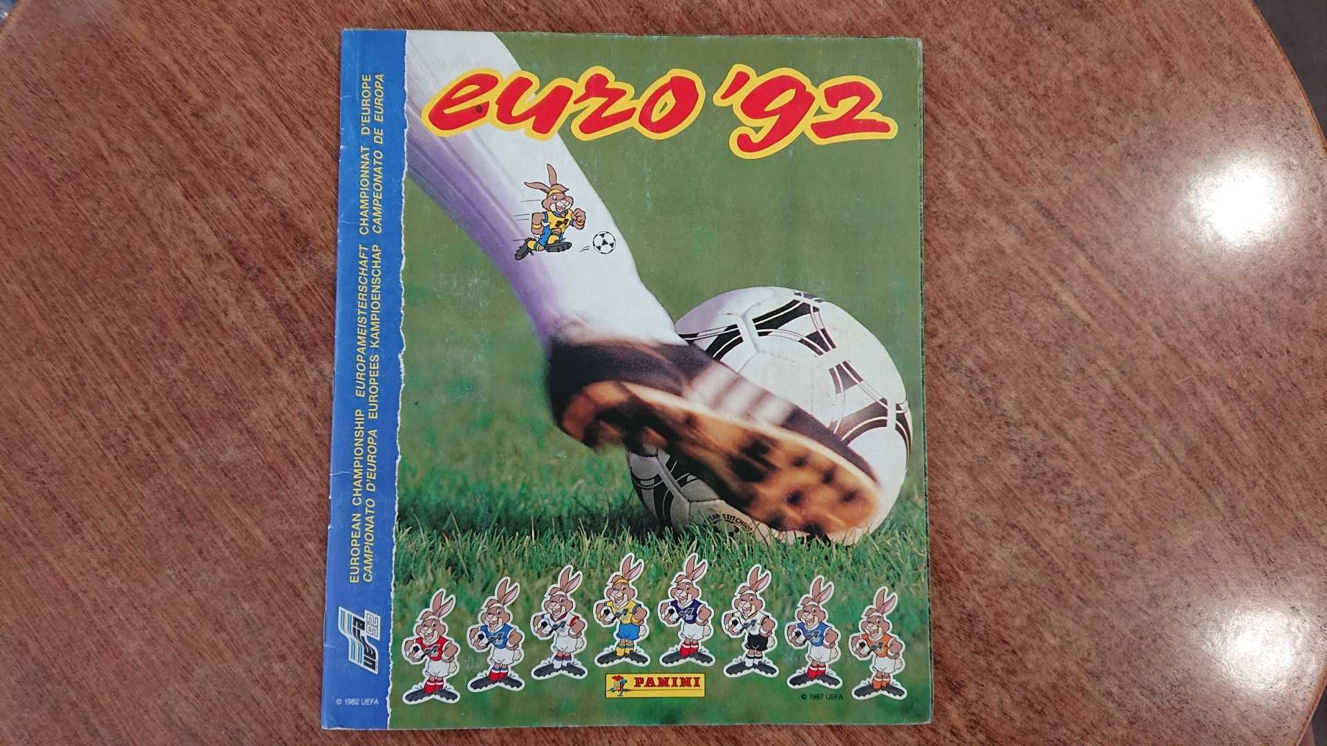 PANINI - Euro 92 - 84 - 2000; França 98; Espanha 82; USA 94; Itália 90