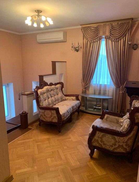 Шатиловка!Продам дом 250м2,ухоженный участок 5соток,ул.Новгородская,CB