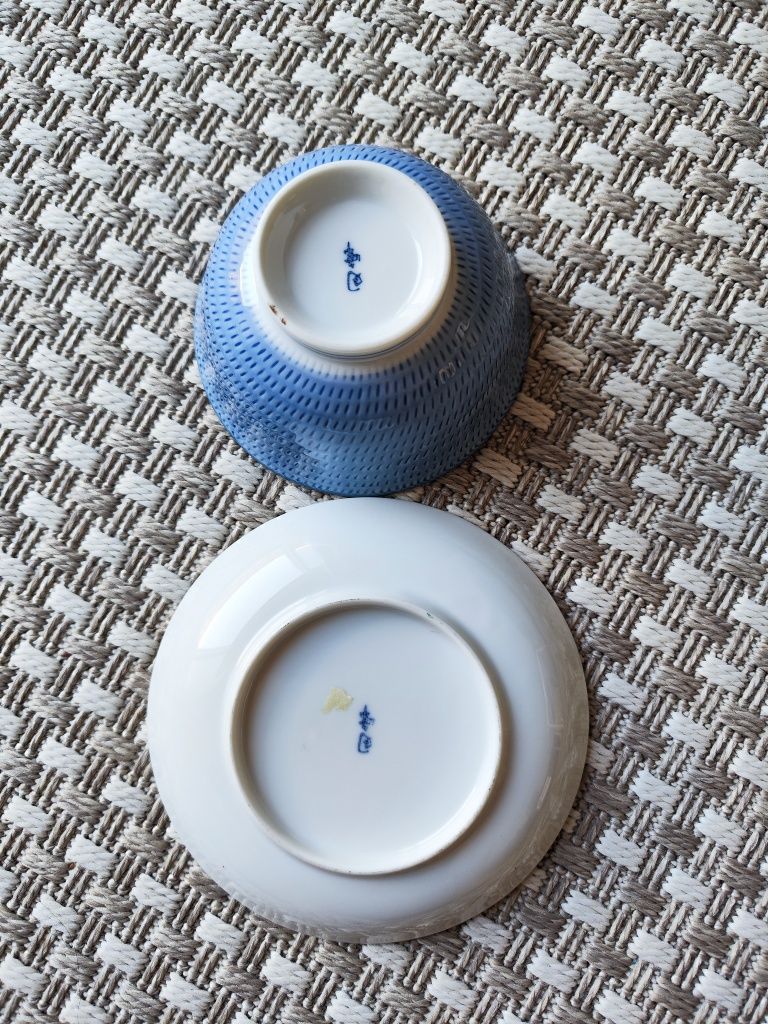 Prato e tigela com marca - porcelana japonesa