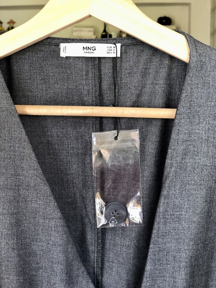 Vestido formal com etiqueta