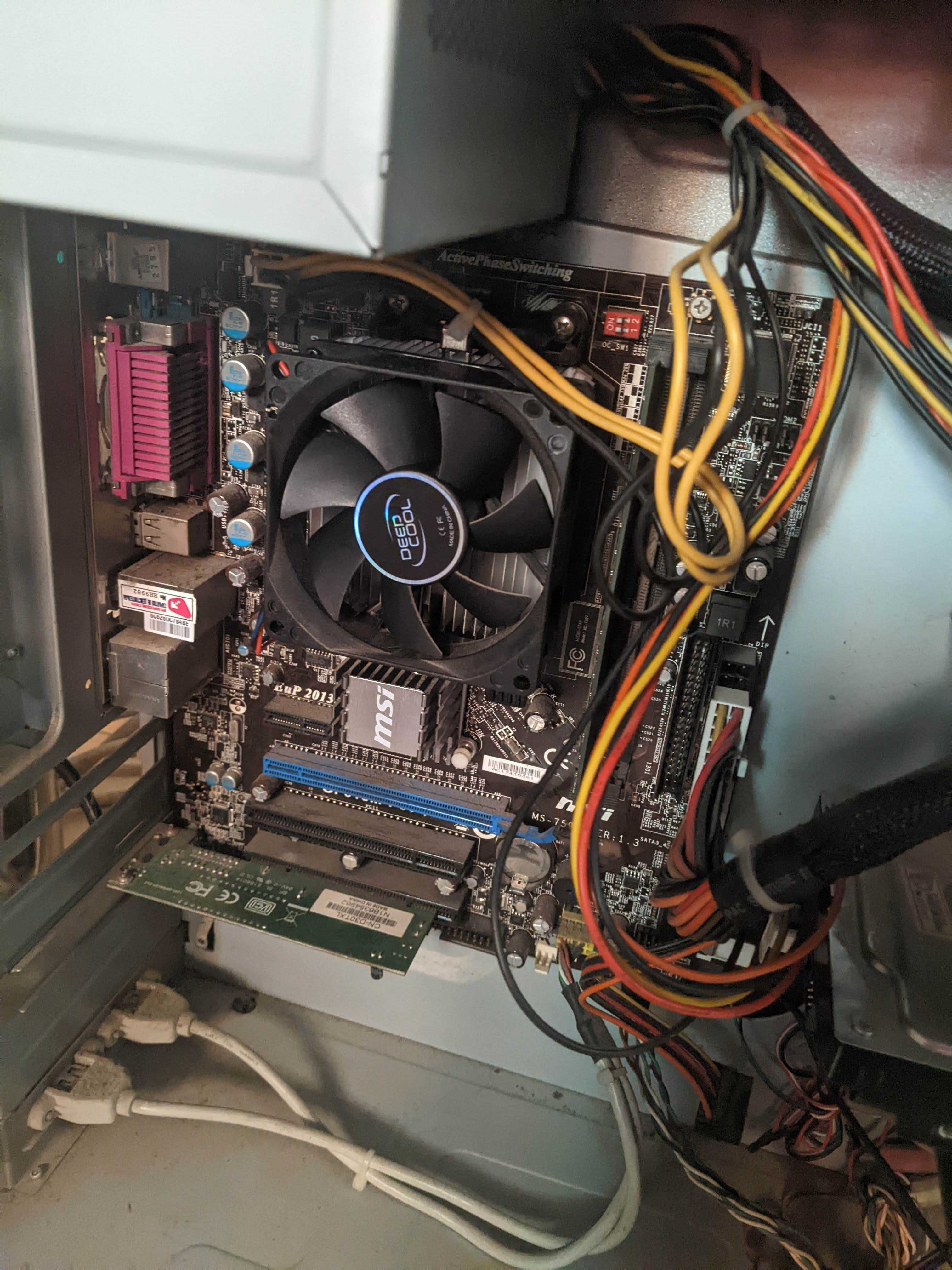 Системный блок на AMD Sempron 145 2800Mhz, 2Gb DDR3, WD 250Gb