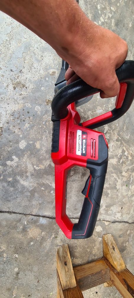 Einhell arcurra 18v nozyce do żywopłotu