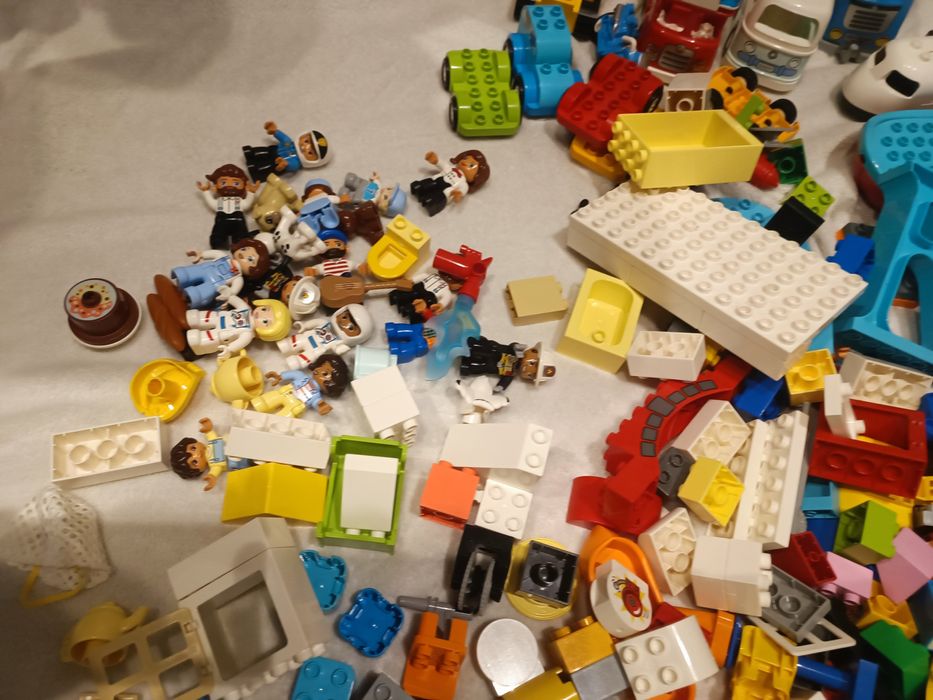 Lego Duplo mix domek, pojazdy, ludziki, zwierzęta