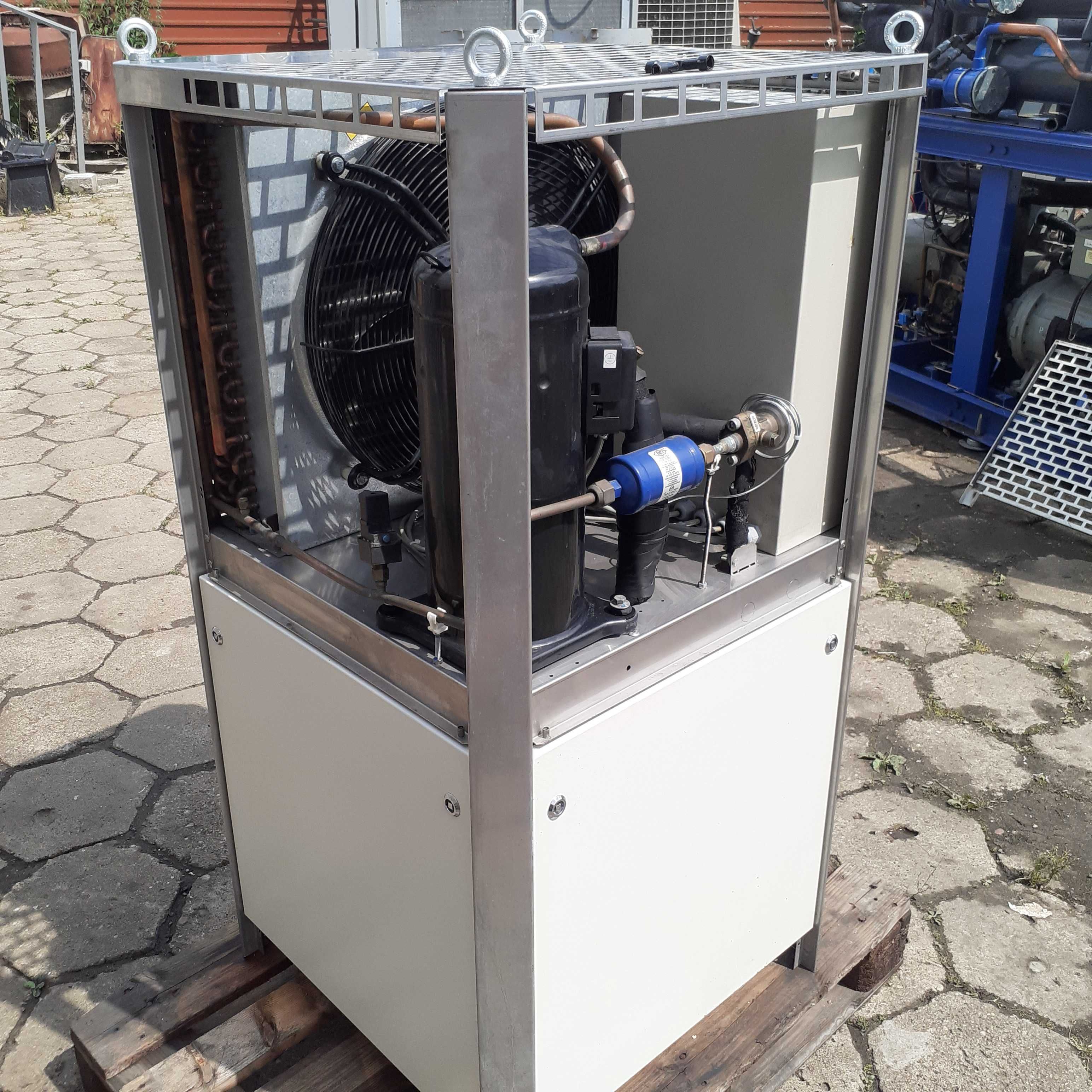 HYFRA chiller 13 kW z modułem hydraulicznym
