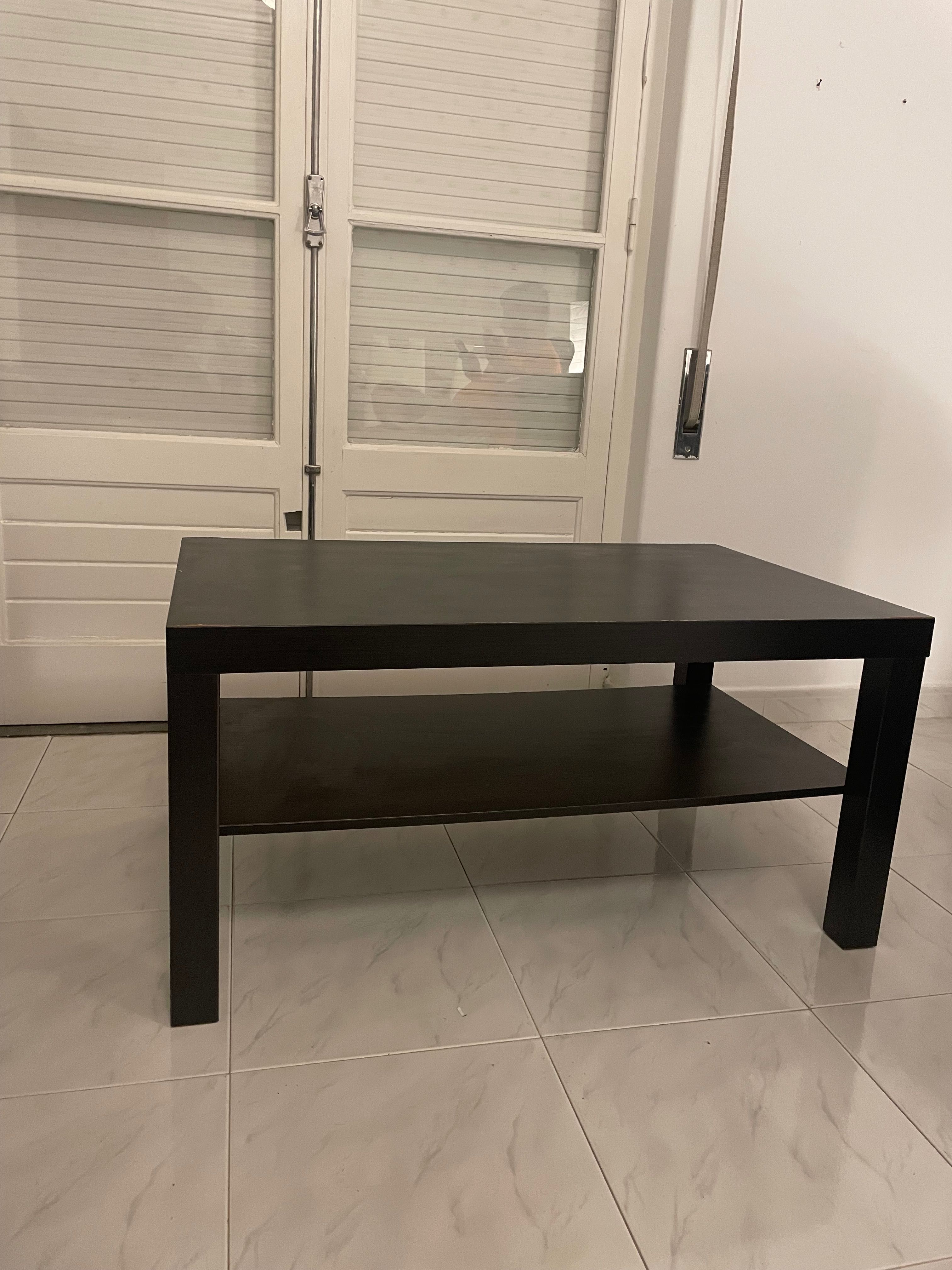 Mesa de centro preta IKEA
