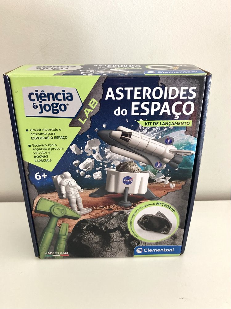 Kit de Exploração - Asteróides do Espaço