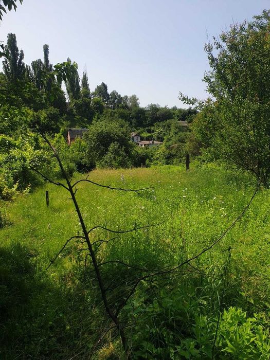 Продаж земельної ділянки з дачним будинком (Сухий яр)