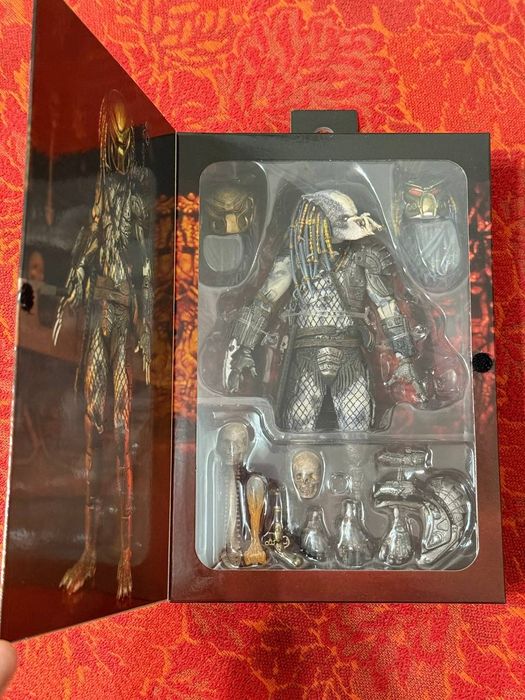 Фігурка Хижак Старійшина Predator 2 Ultimate Elder Predator NECA