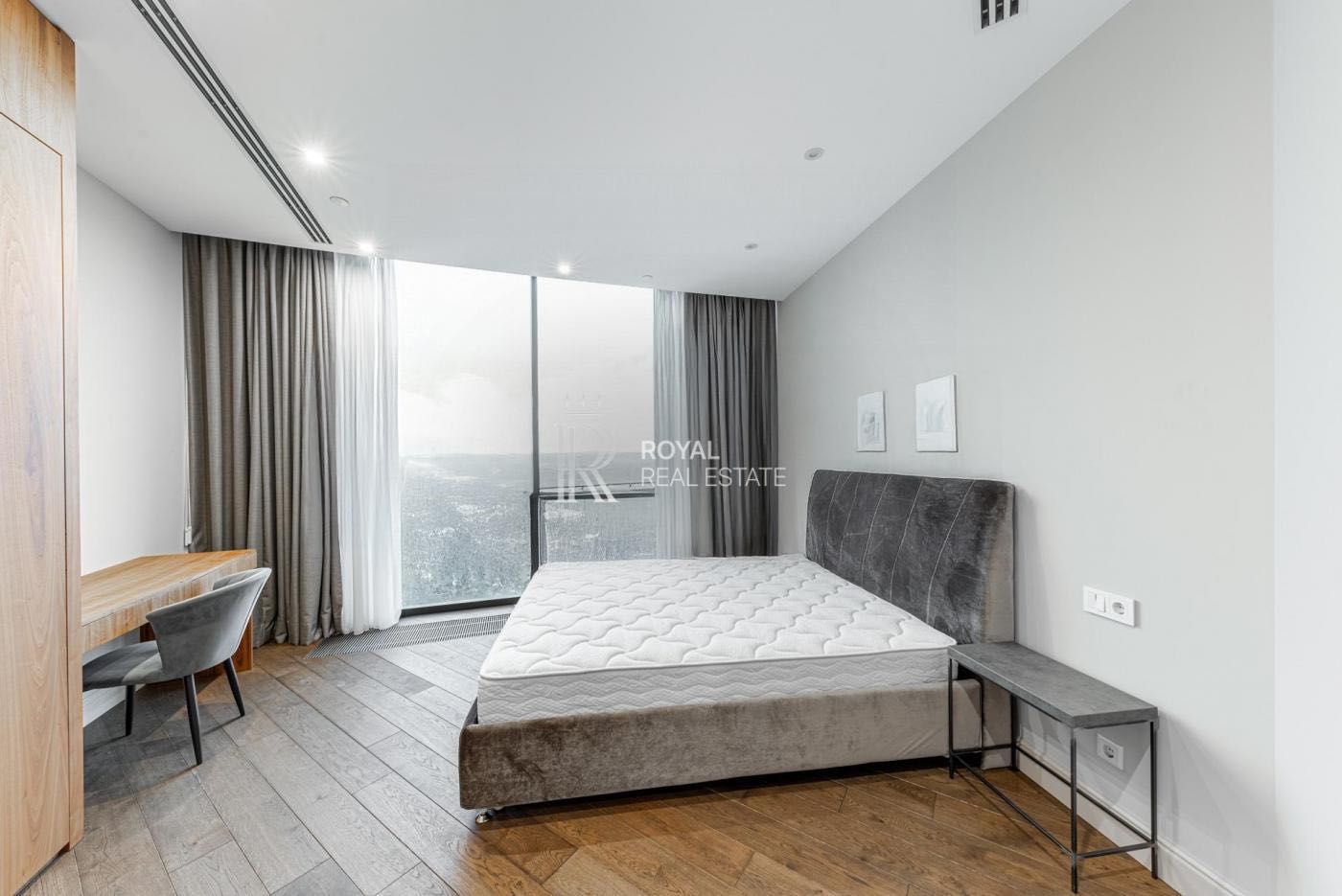 Аренда квартиры Киев 3к 200м2 Hilton (H-Tower) Шевченковский
