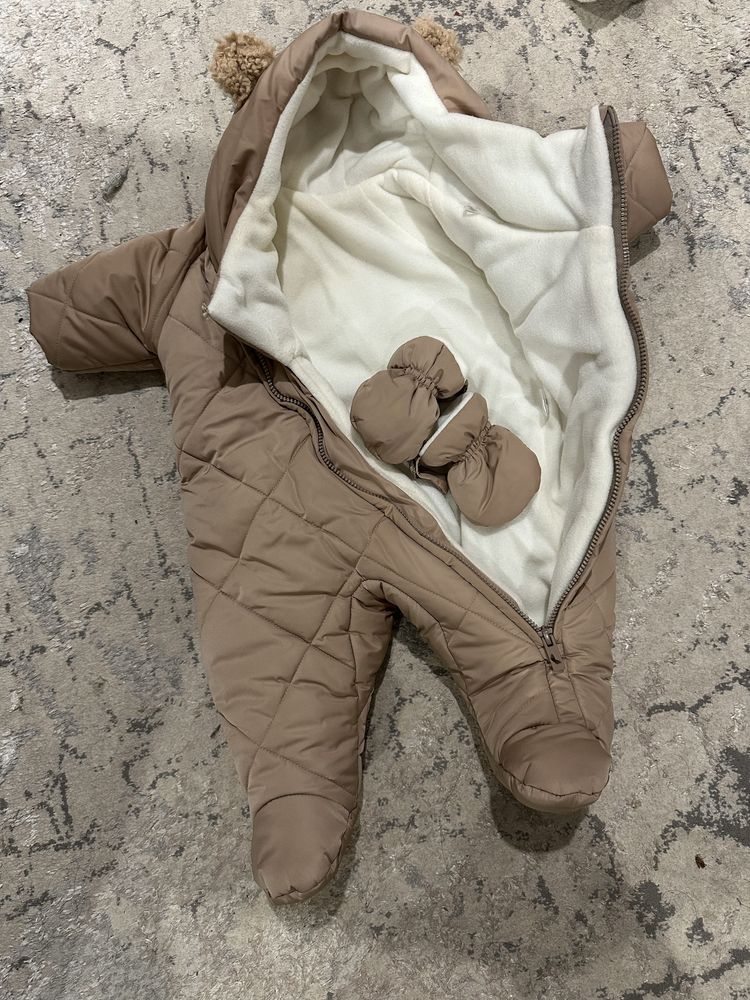 Зимовий комбінезон