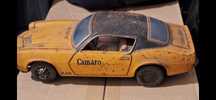 Carro miniatura en lata