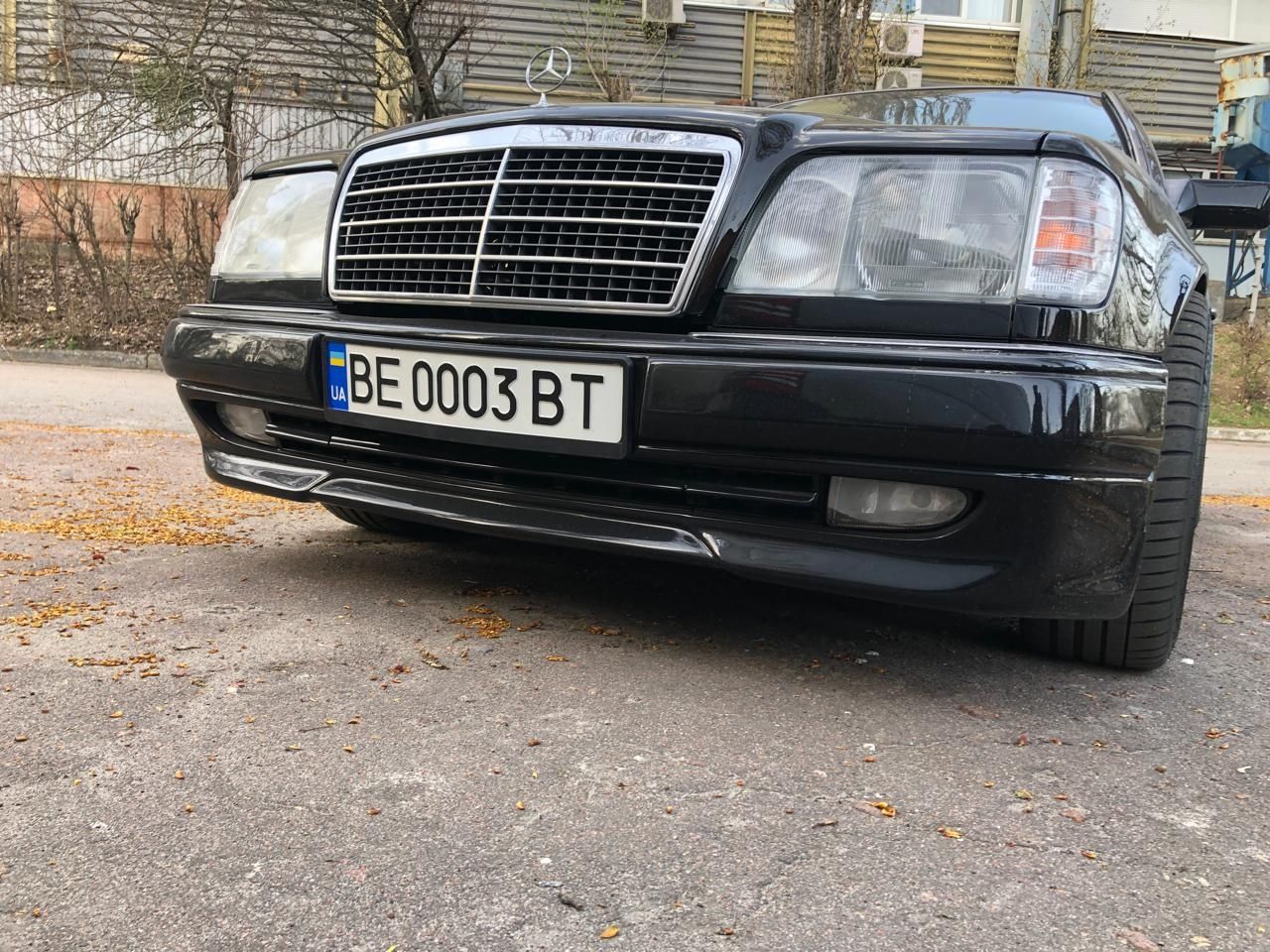 Mercedes Benz w124 AMG бампер