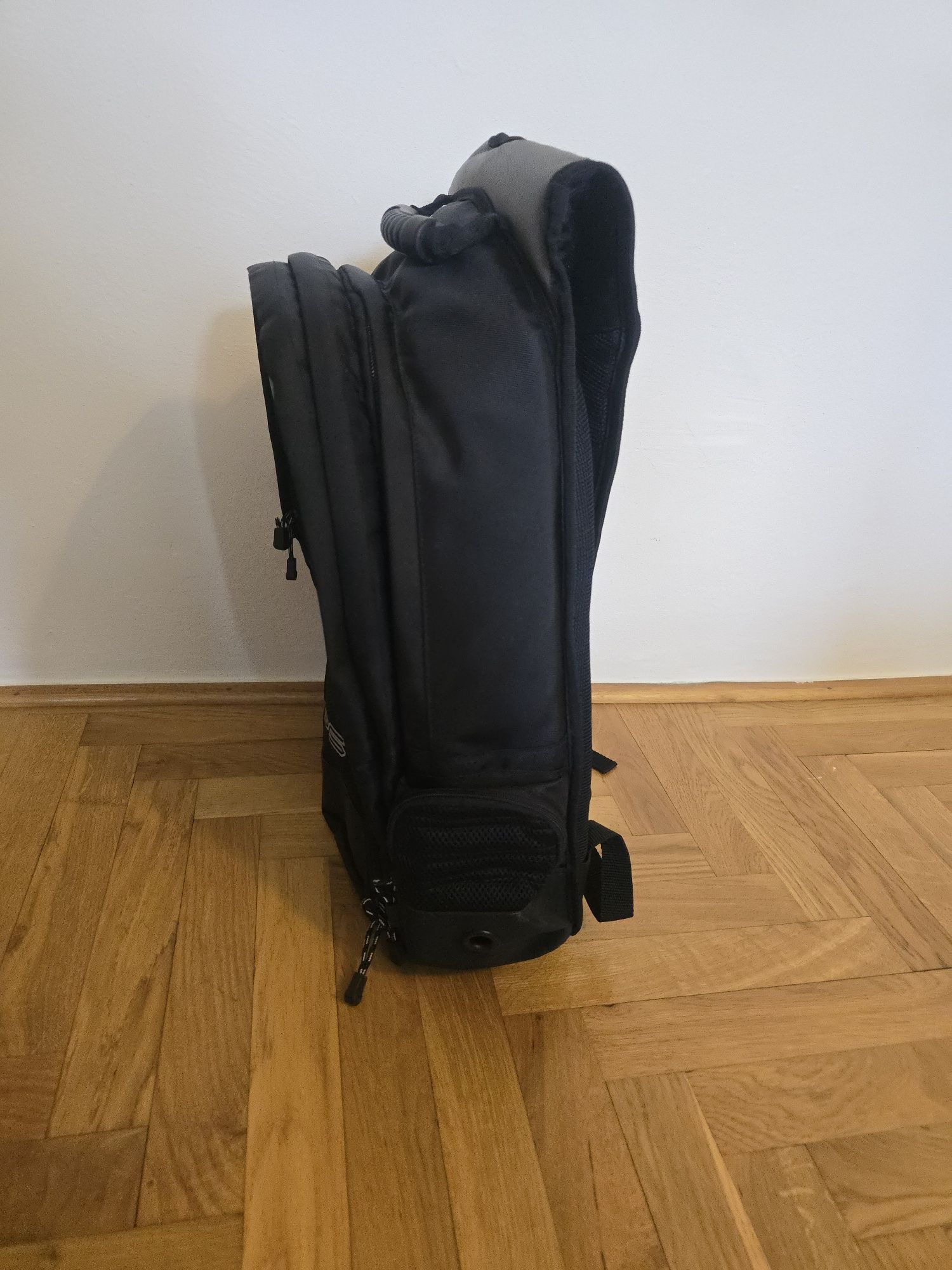 Plecak na laptopa 17" Dell XPS BARDZO POJEMNY