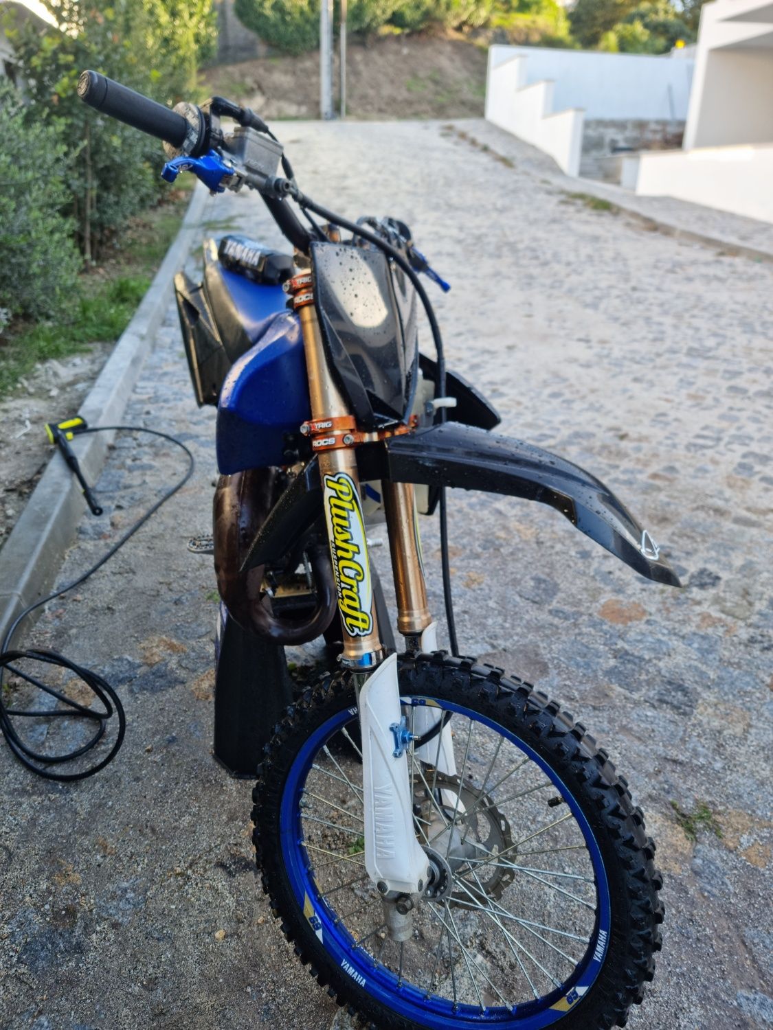 Troco por carro Yz 85 2019