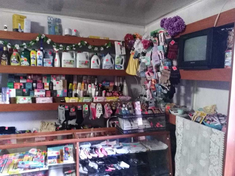 продам  комерційне приміщення (3725)