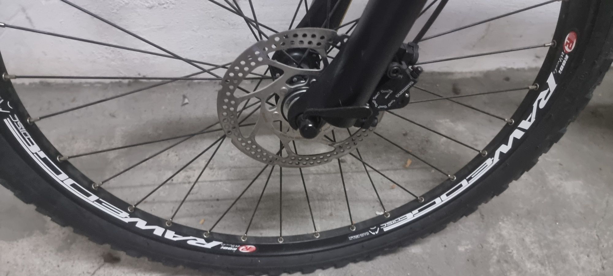 Vendo bicicleta preta!