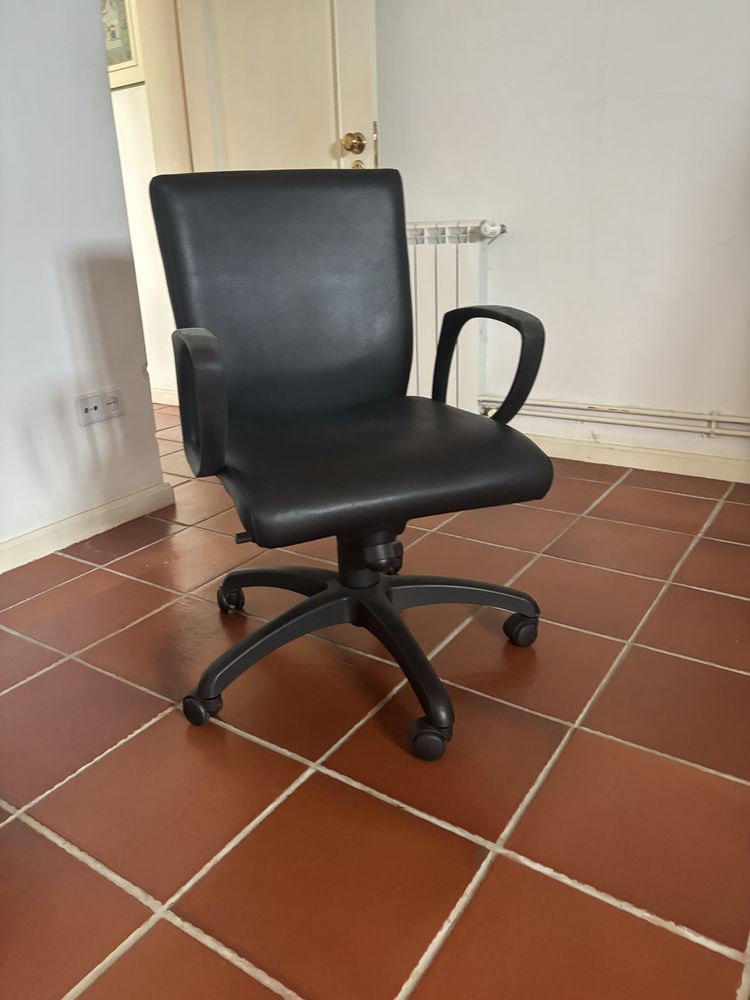 Cadeira de secretária