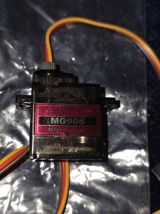 Micro Servos  rc novos
