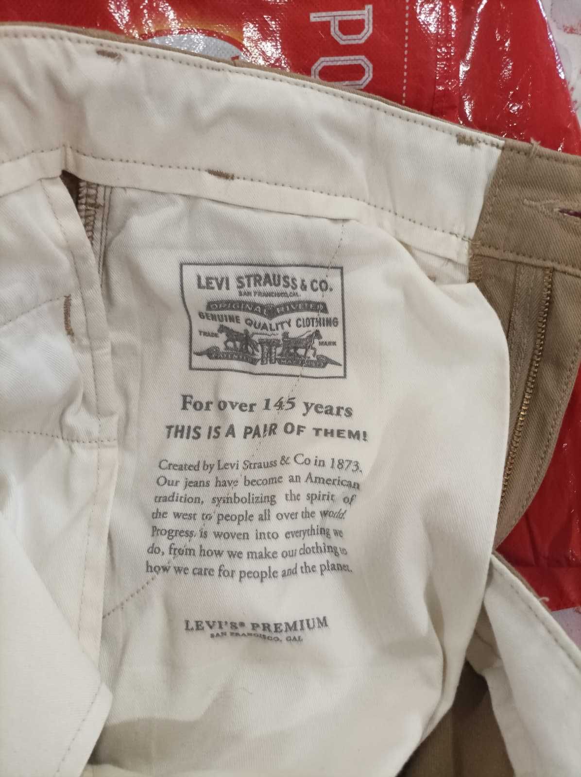 Calças Levis Homem