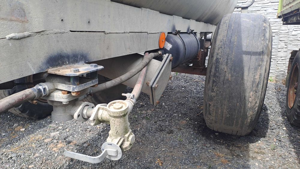 Beczkowóz ocynk, beczka asenizacyjna 8000l - hamulce pneumatyczne