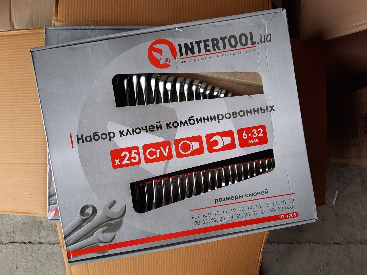 Набір ключів рожково-накидних 25 од., 6-32 мм, Cr-V INTERTOOL HT-1205